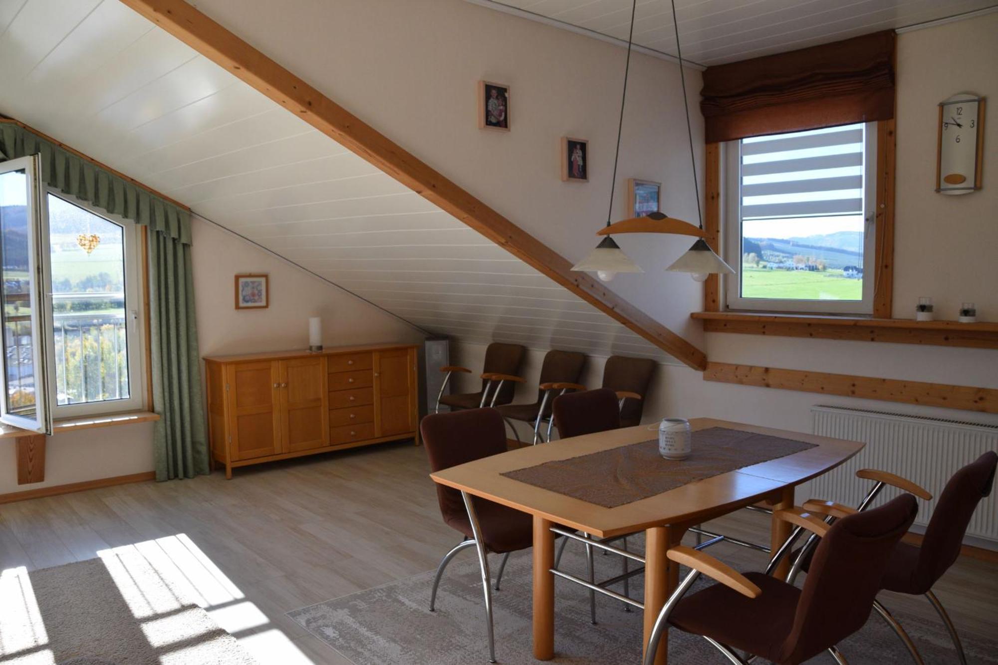 Ferienwohnung Panoramablick Олсберг Екстериор снимка